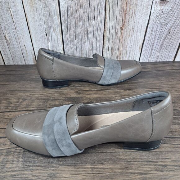 Clarks Juliet Rose Leather Grey Dove Slip On Loafer Women's Sz 7 M Soft Cushion - Picture 5 of 9